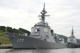 DDG-177 q͂